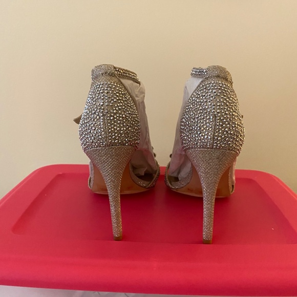 INC Champagne Crystal/Rhinestone Bow High Heels & Matching Clutch Purse, sz. 9.5 - Picture 10 of 13